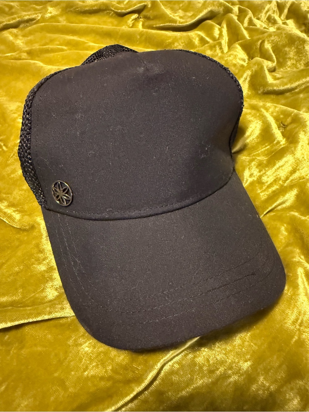 GAIAM Black Trucker Cap with Metal Accent